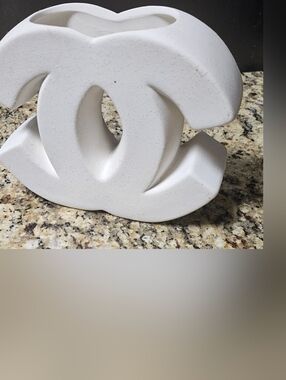 LuxuryWhite Ceramic